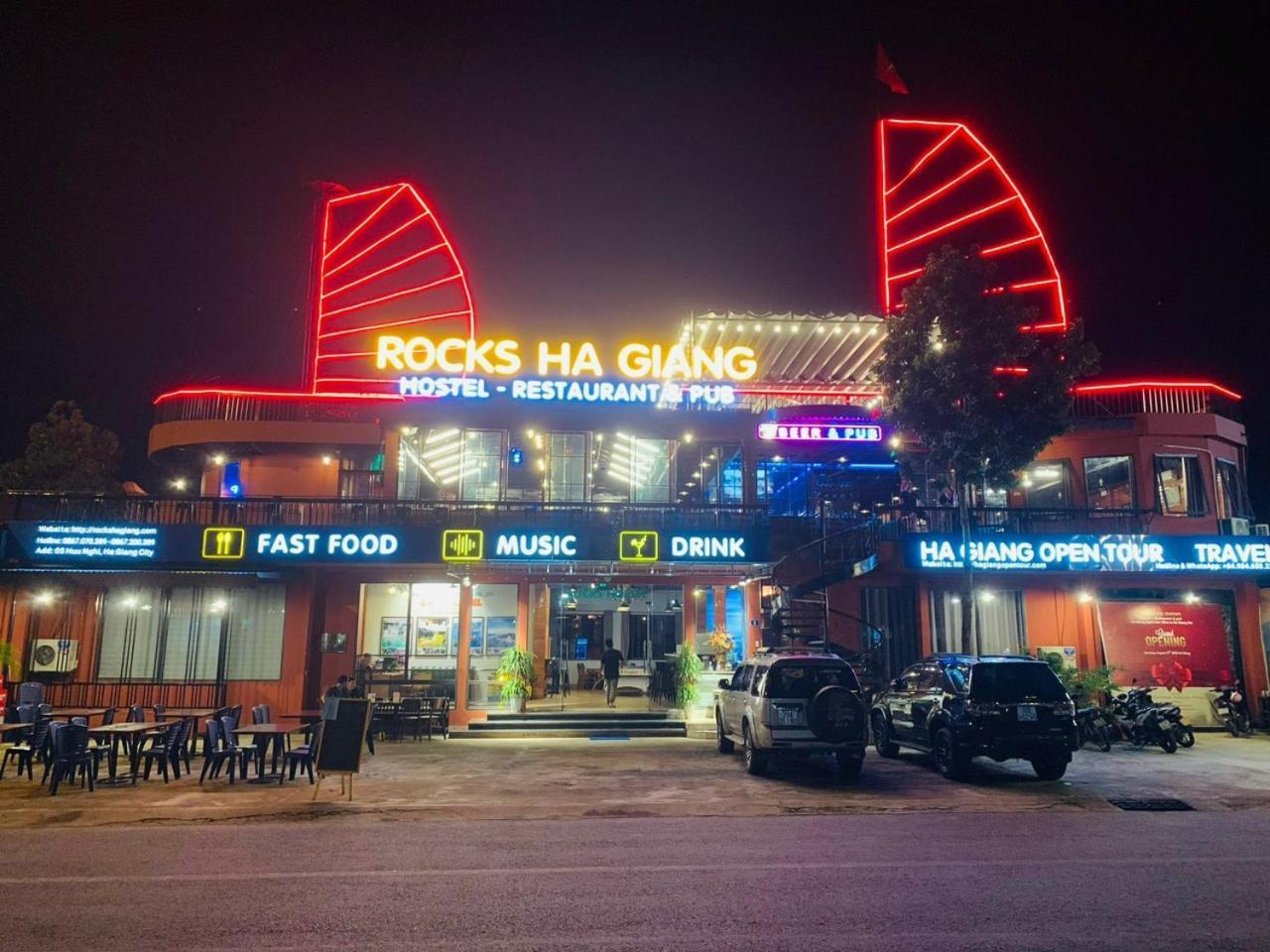 Rocks Ha Giang Hostel & Tour Esterno foto