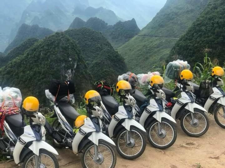 Rocks Ha Giang Hostel & Tour Esterno foto